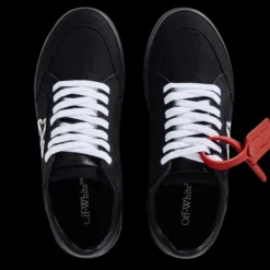 Baskets OFF WHITE New Low Vulcanized Canvas noir logo flèche blanc