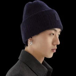 Bonnet FENDI laine bleue écusson FF