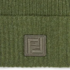 Bonnet FENDI laine verte écusson FF