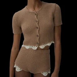 Cardigan MAGDA BUTRYM court manche courte cachemire beige ourlet dentelle crochet