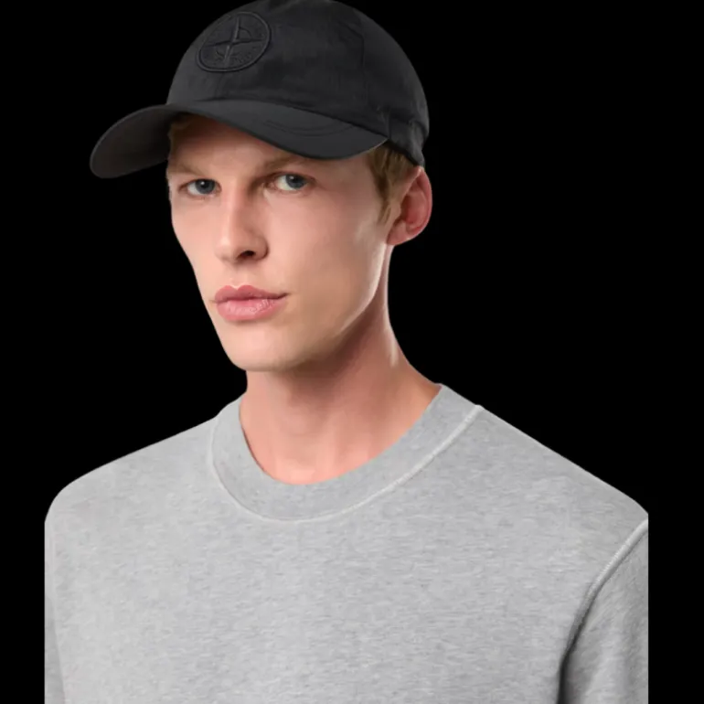 Casquette STONE ISLAND 6 panneaux nylon métal noir logo cordon serrage