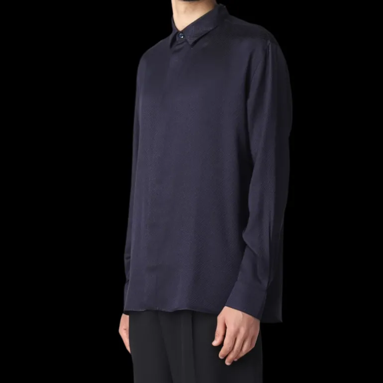chemise manches longues SAINT LAURENT soie mate et brillante motif ton sur ton bleu nuit