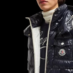 Doudoune courte à capuche MONCLER Andro nylon bleu marine brillant bordure blanc