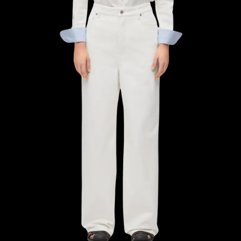 Jean LOEWE Taille haute denim de coton blanc patch cuir