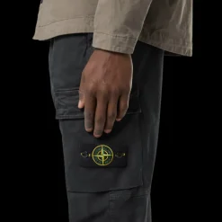Pantalon cargo STONE ISLAND sergé de coton bio noir délavé bas élastique