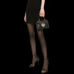 Petit sac DOLCE & GABBANA Devotion cuir veau lisse noir cœur doré bandoulière