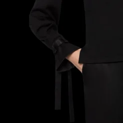 Pull ALBERTA FERRETTI col bateau laine vierge noir ruban satin manche