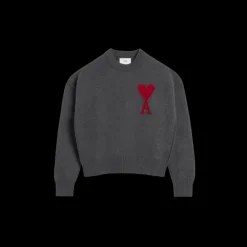 Pull col rond AMI Paris laine mérinos feutrée gris cœur rouge