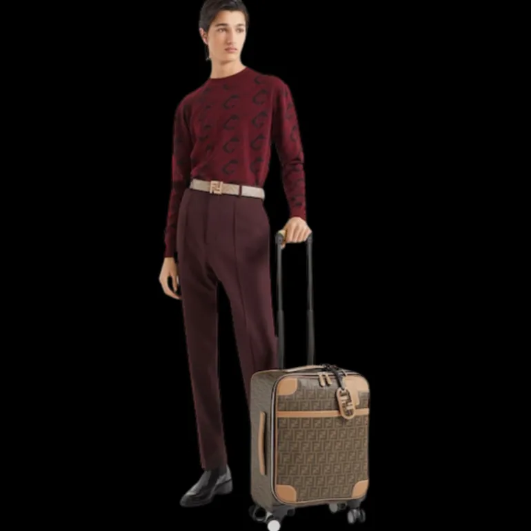 Pull FENDI col rond laine rouge bordeaux motif Fendi O’Lock noir