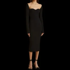 Robe mi longue KHAITE Beth encolure cœur maille viscose côtelée noir
