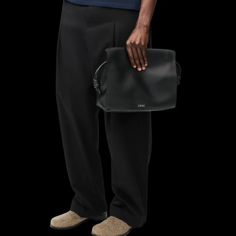 Sac bandoulière LOEWE Flamenco Satchel cuir veau brillant souple noir