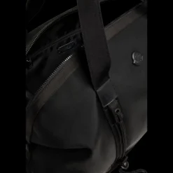 Sac de sport MONCLER Tech imperméable nylon noir bordure cuir logo métal noir