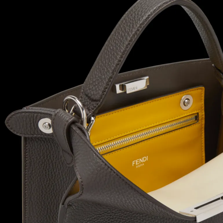 Sac FENDI Peekaboo X-Lite Petit cuir grainé marron foncé