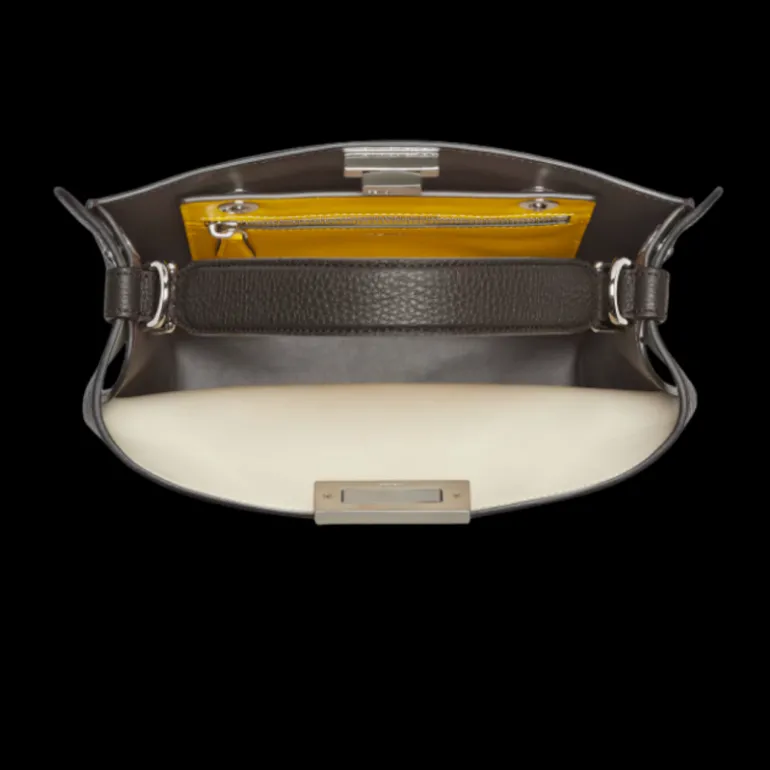 Sac FENDI Peekaboo X-Lite Petit cuir grainé marron foncé