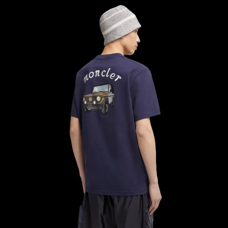 T-shirt coton bleu marine Moncler x Mercedes-Benz by NIGO dos voiture