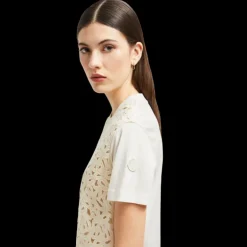 T-shirt MONCLER col rond coton écru motif floral macramé avant