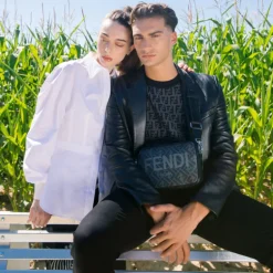 Veste Blazer SAINT LAURENT simple boutonnage cuir noir