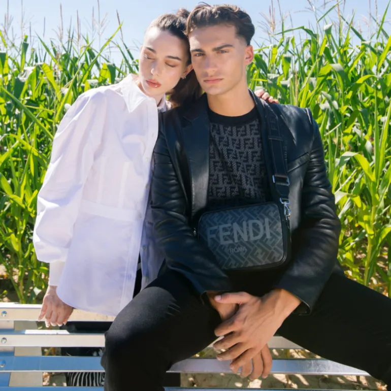 Veste Blazer SAINT LAURENT simple boutonnage cuir noir